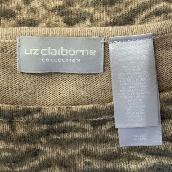 Liz Claiborne 2 Piece Faux Fur Animal Print Shirt Cardigan Size Large - Picture 7 of 9